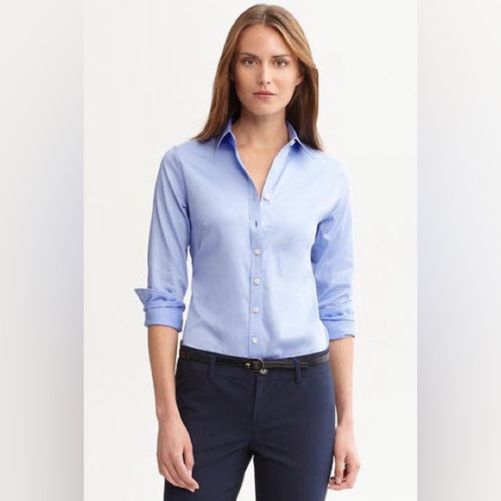 Banana Republic Non-Iron Fitted Shirt in Blue